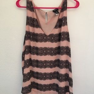 Torrid sz 2 sleeveless flowy top